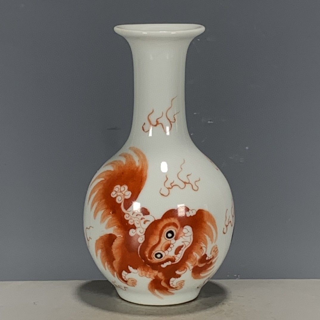 Vintage Collectible Pottery - Vintage Chinesische Wucai Eisenporzellan-Vase mit Shende