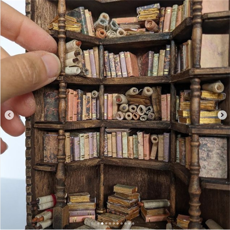 Miniatur-Bücherregal, Bücherre – Vintage Collectible Glass Bewertung und Preis